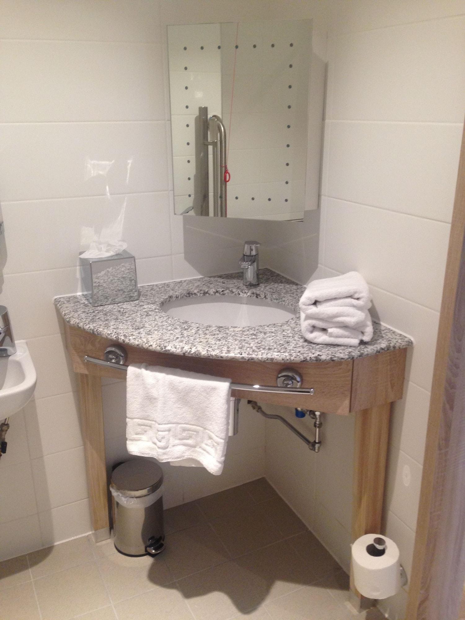 Hampton By Hilton Glasgow Central מראה חיצוני תמונה