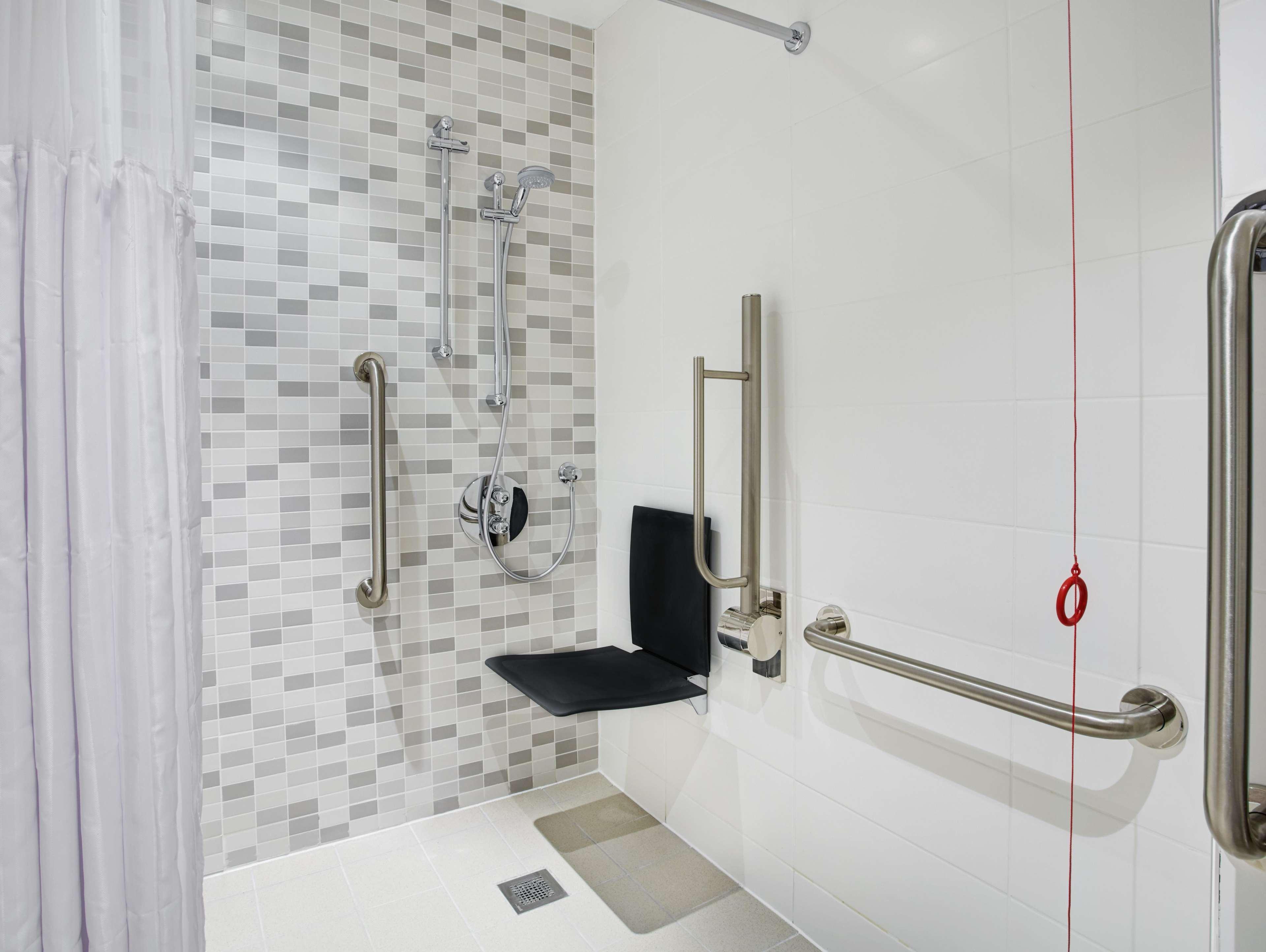 Hampton By Hilton Glasgow Central מראה חיצוני תמונה
