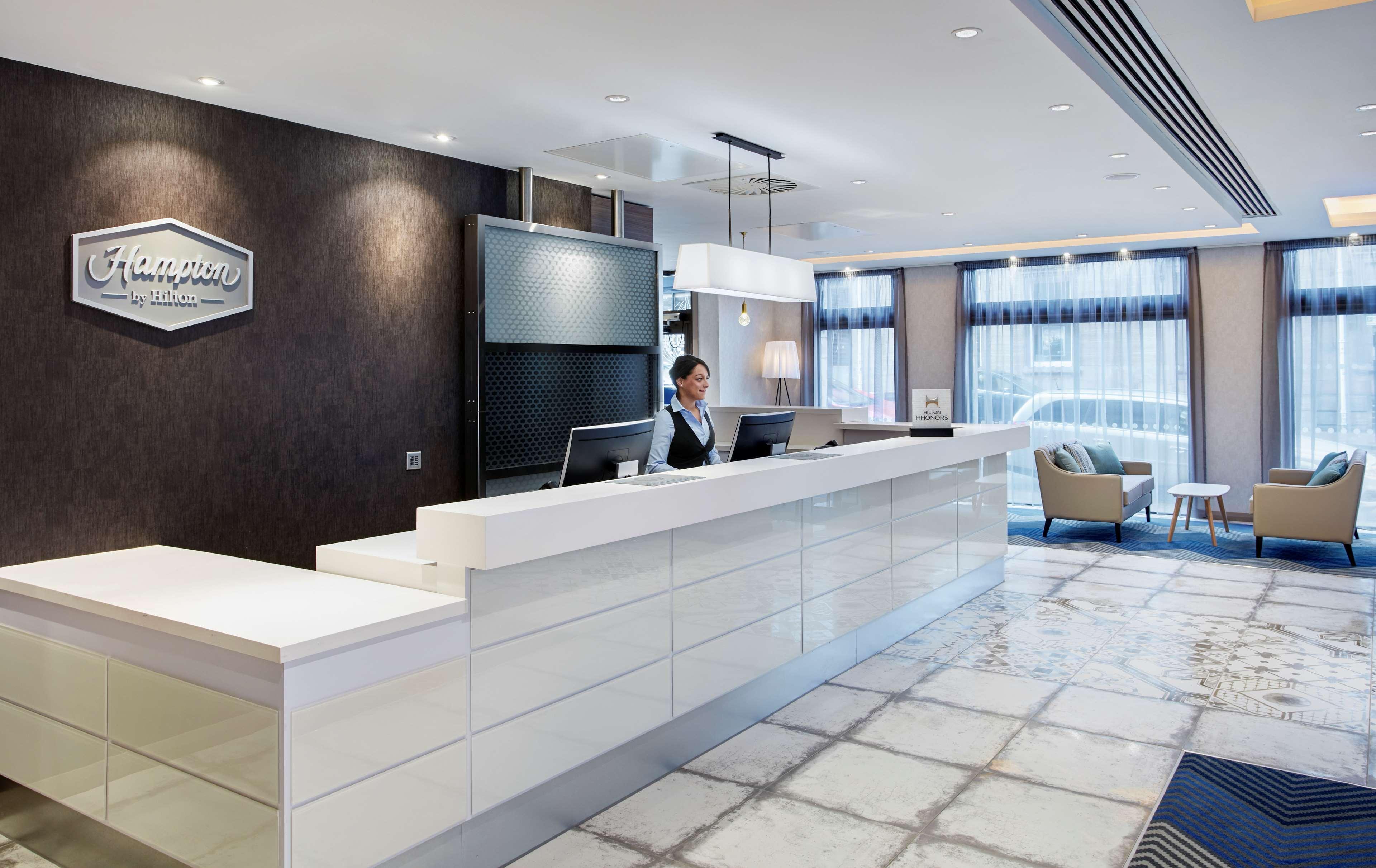 Hampton By Hilton Glasgow Central מראה חיצוני תמונה